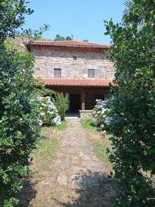 Amplia Y Comoda Casa De Piedra Con Porche Y Jardin San Roque de Riomiera Exterior photo